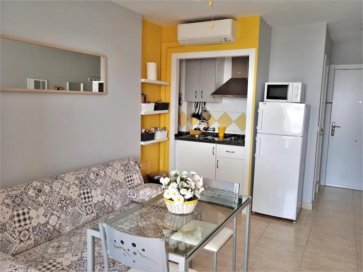 Bonito Estudio Vistas Al Mar Zona Puerto Marina Benalmádena Španělsko